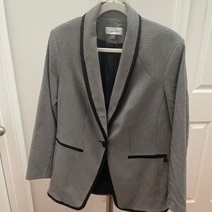 Calvin Klein Women's Black and White Blazer